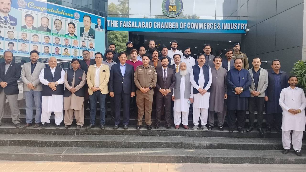 CPO Chamber of Commerce visit group photo on steps