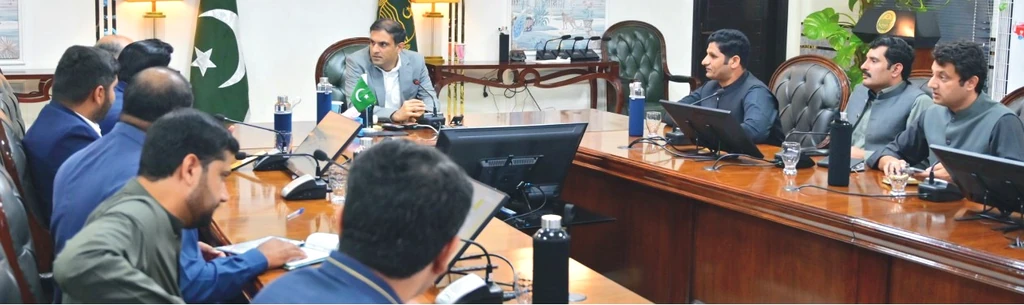 Faisalabad deputy commissioner chairs Horticulture Agency meeting on green belts. Faisalabad deputy commissioner chairs Horticulture Agency meeting on green belts.
