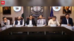 Faisalabad Deputy Commissioner Muhammad Numan Siddiq addresses traders and industrialists at the Faisalabad Chamber of Commerce and Industry.