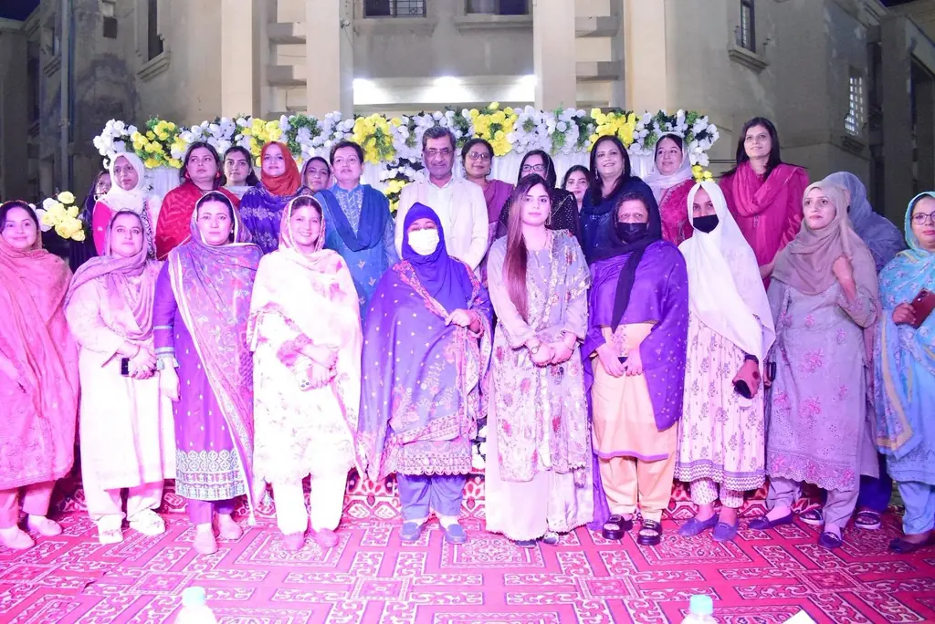 Students and staff at GCUF hostel fun fair in Faisalabad Students and staff at GCUF hostel fun fair in Faisalabad